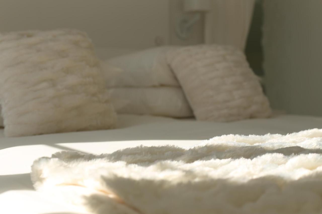 Les Reves De Flamboin Bed and Breakfast Gouaix Eksteriør billede